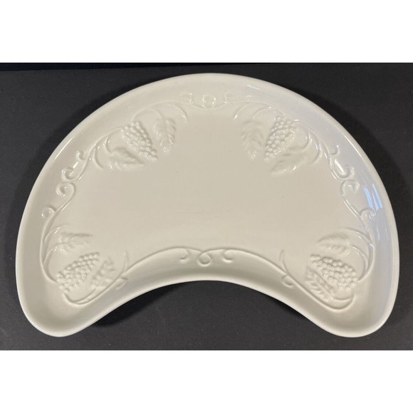 5 Red Cliff Grape Side Salad Crescent Bone Dishes Plates - Picture 3 of 7